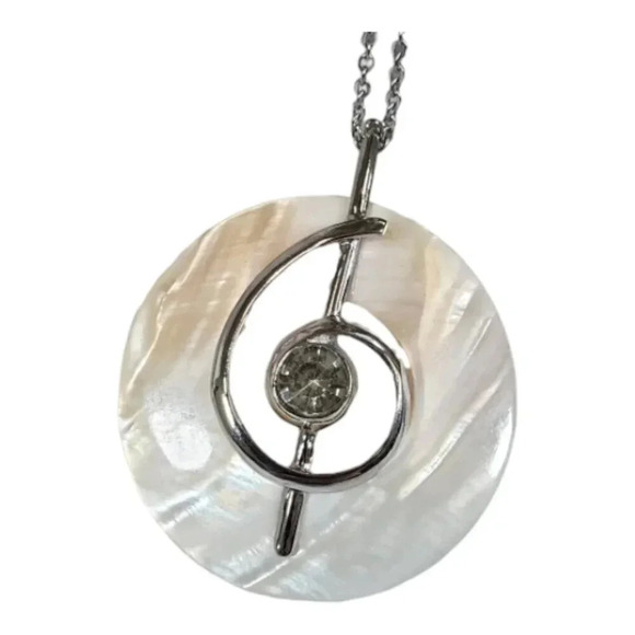Delicate Mother of Pearl Shell Round Music Note with Cubic Zirconia Jeweled - Picture 9 of 12
